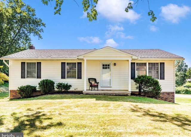 Property at 703 Woodside Dr, Westminster, MD 21157, 3 beds, 2 baths