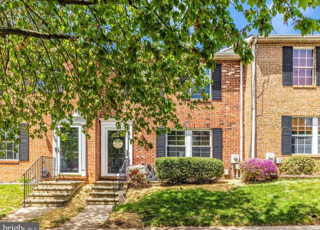 Property at 1418 Village Oaks Ct, Mount Airy, MD 21771, 3 beds, 2.5 baths