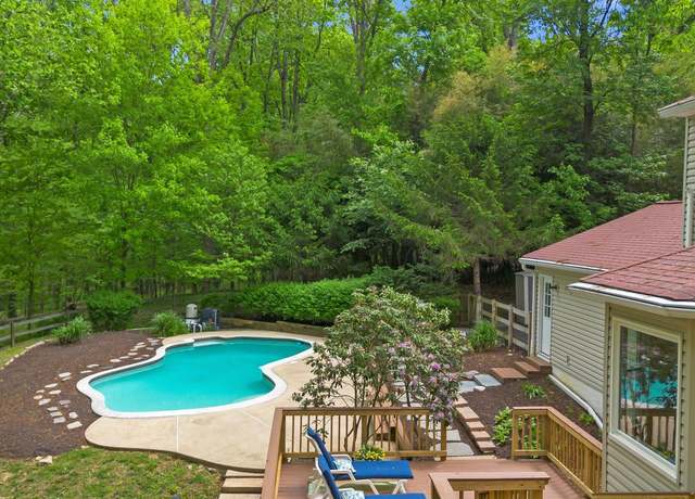 Property at 3537 Kingston Ct, Ellicott City, MD 21042, 4 beds, 2.5 baths