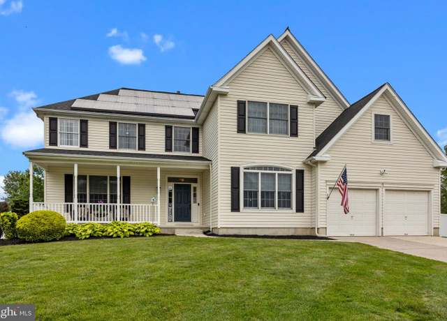 Property at 7 Irongate Ct, Columbus, NJ 08022, 4 beds, 3.5 baths