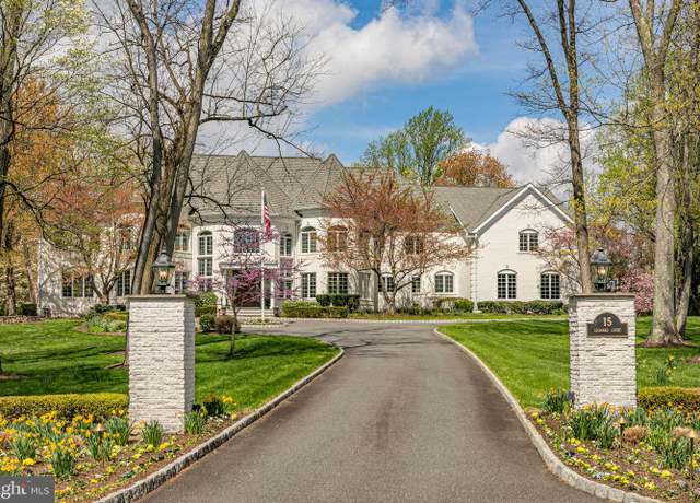 Property at 15 Leonard Ct, Princeton, NJ 08540, 6 beds, 6.5 baths