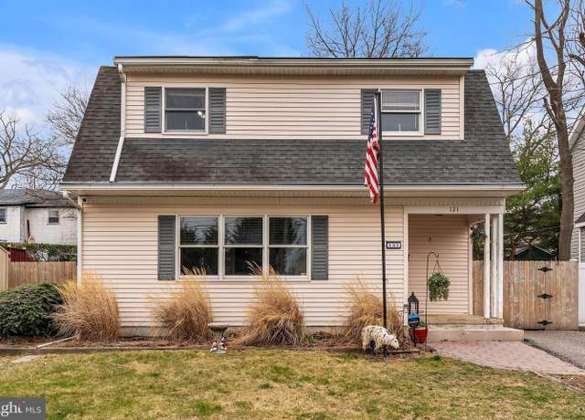Property at 121 Evergreen Ave, Neptune, NJ 07753, 4 beds, 2.5 baths