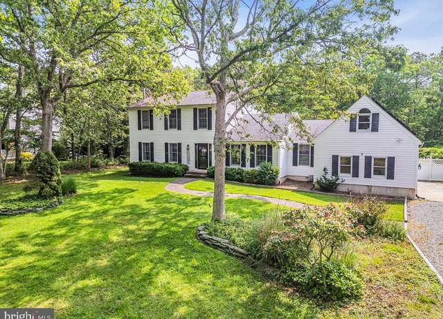 Property at 12 Stagecoach Dr, Little Egg Harbor Twp, NJ 8087, 5 beds, 3 baths