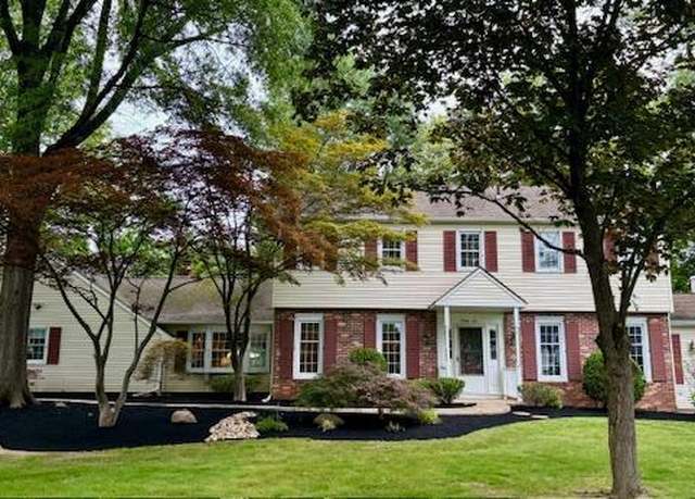 Property at 96 Karen Rd, Southampton, PA 18966, 5 beds, 3.5 baths