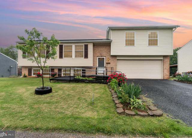 Property at 4818 Tamar Dr, Harrisburg, PA 17111, 4 beds, 3 baths