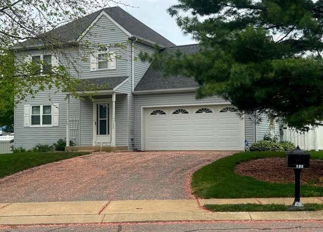 Property at 202 Rocklawn Ln, Lancaster, PA 17601, 4 beds, 2.5 baths