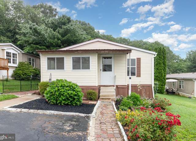 Property at 11 Tyler Dr, New Providence, PA 17560, 3 beds, 2 baths