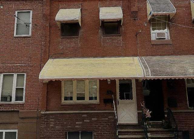 Property at 2637 S Bouvier St, Philadelphia, PA 19145, 3 beds, 1.5 baths