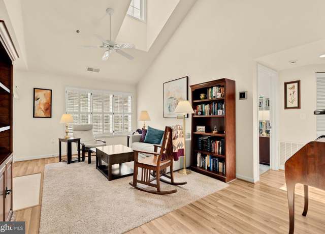 Property at 1320 N Wayne St #408, Arlington, VA 22201, 3 beds, 2 baths
