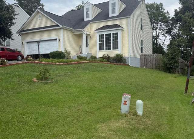 Property at 16866 Francis West Ln, Dumfries, VA 22026, 5 beds, 2.5 baths