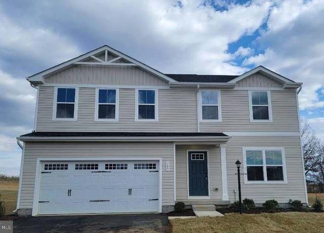 Property at 757 Otero Ln, Hedgesville, WV 25427, 4 beds, 2.5 baths
