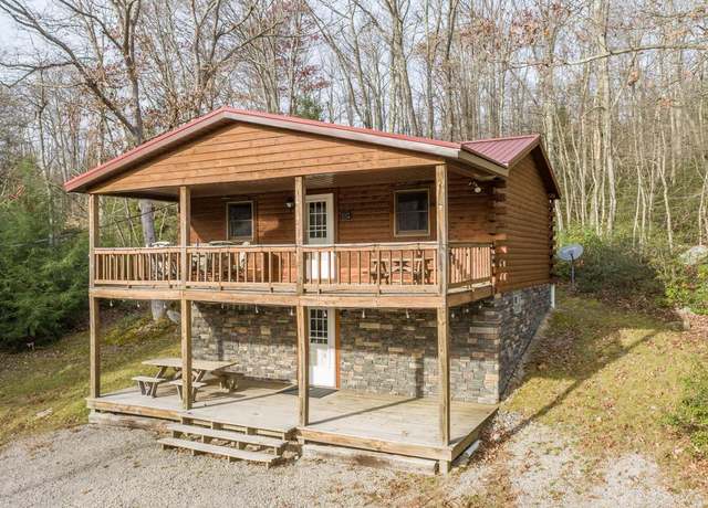 Property at 400 Bear Dr E, Oakland, MD 21550, 2 beds, 2 baths