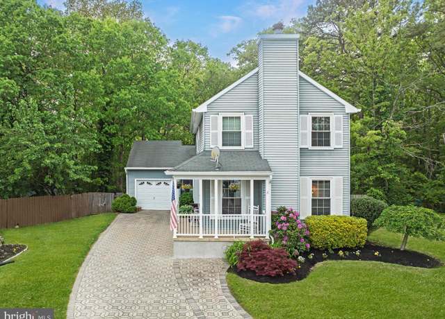 Property at 5 Lily Ct, Atco, NJ 08004, 3 beds, 2.5 baths