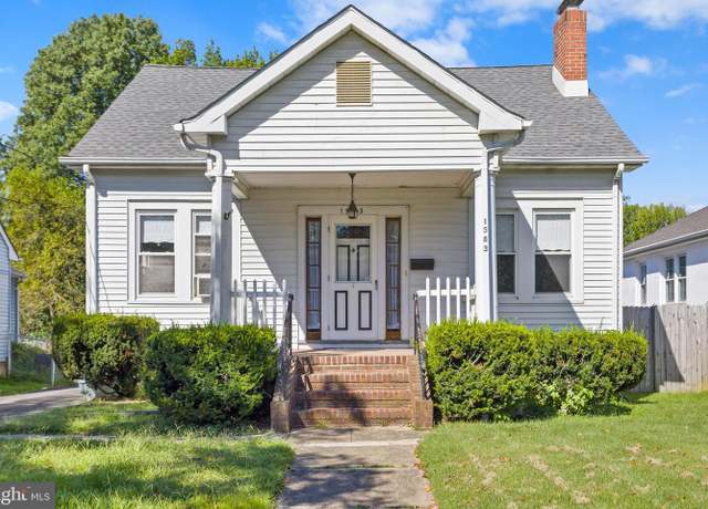 Property at 1583 Pennington Rd, Ewing, NJ 08618, 4 beds, 1.5 baths