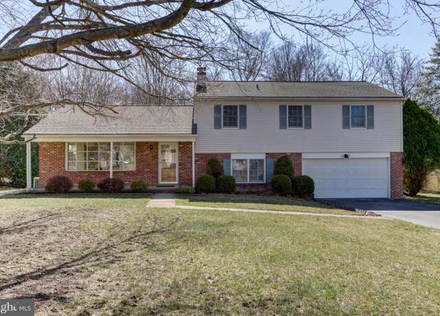 Property at 562 Mallard Dr, Chalfont, PA 18914, 4 beds, 2.5 baths