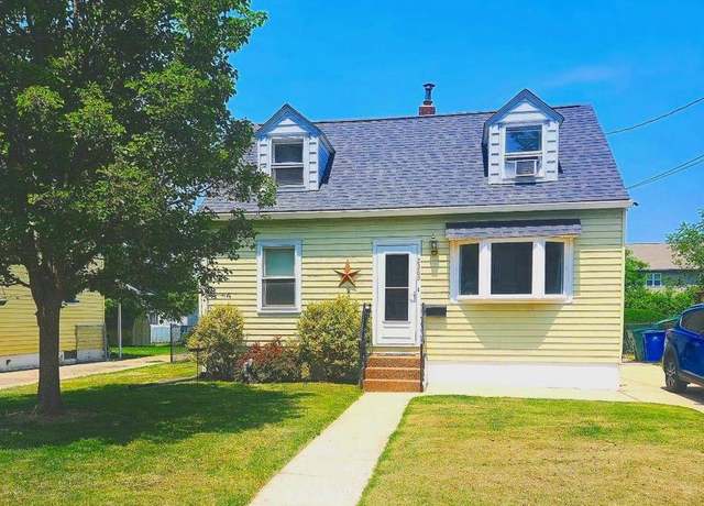 Property at 2365 Dixon Ave, Croydon, PA 19021, 4 beds, 1 bath