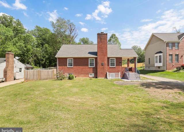 Property at 4101 Woodland Rd, Annandale, VA 22003, 4 beds, 2 baths