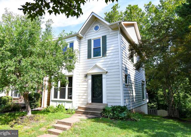 Property at 5168 Glen Meadow Dr, Centreville, VA 20120, 3 beds, 2.5 baths