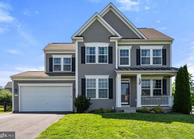 Property at 430 Mcwharton Way, Bunker Hill, WV 25413, 4 beds, 2.5 baths