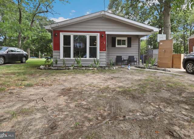 Property at 54 Hessian Ave, West Deptford, NJ 08096, 5 beds, 2 baths