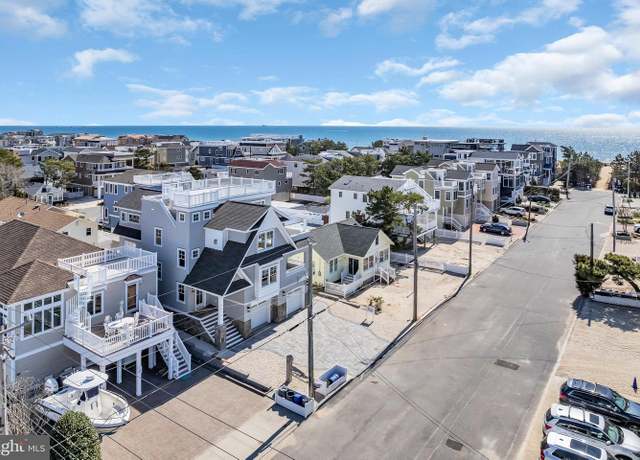 Property at 43 N 9th St, Surf City, NJ 08008, 6 beds, 4.5 baths