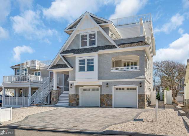 Property at 43 N 9th St, Surf City, NJ 08008, 6 beds, 4.5 baths