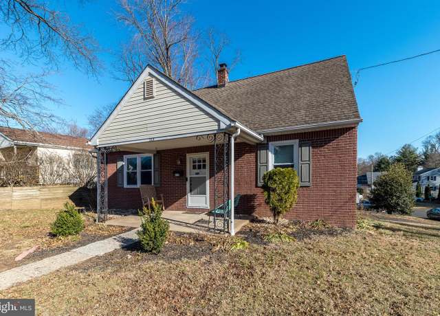 Property at 317 Summer Ave, Horsham, PA 19044, 4 beds, 2 baths