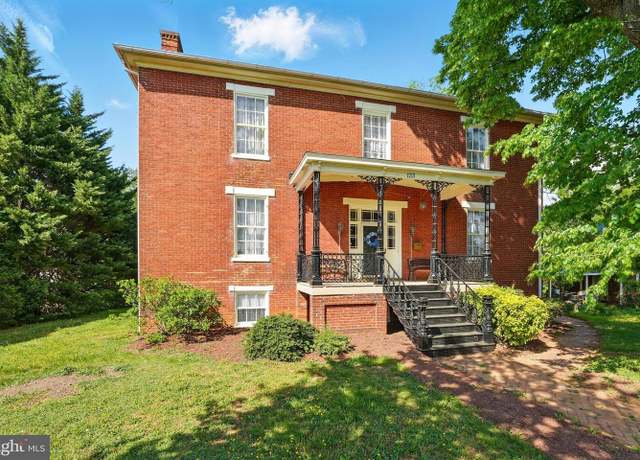 Property at 133 W Fairview Rd, Culpeper, VA 22701, 3 beds, 3.5 baths