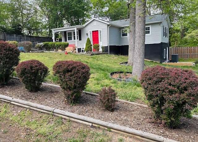 Property at 7628 Anzio Ln, Lorton, VA 22079, 4 beds, 3 baths