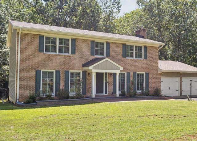 Property at 121 Autumn Dr, Stafford, VA 22556, 4 beds, 2.5 baths