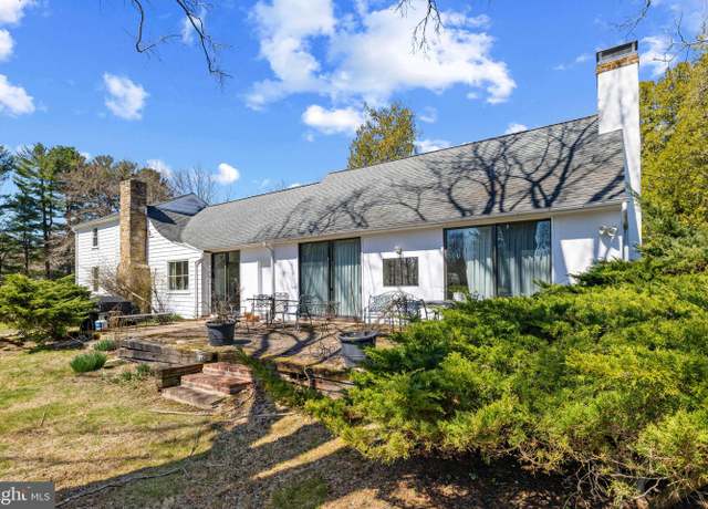 Property at 6524 Deer Park Rd, Reisterstown, MD 21136, 5 beds, 4 baths