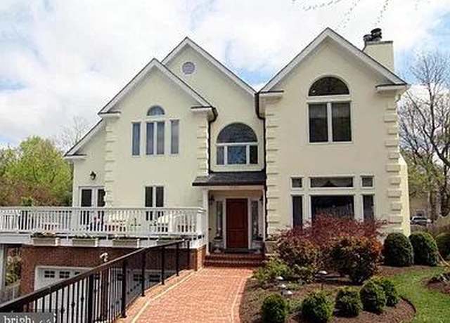 Property at 6533 79th Pl, Cabin John, MD 20818, 5 beds, 4.5 baths