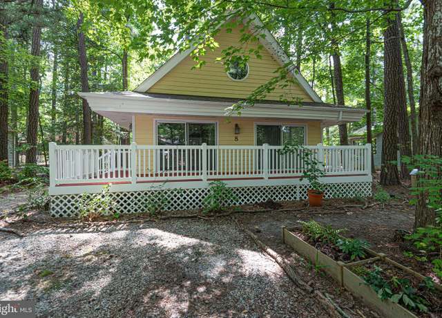 Property at 8 Sailors Way, Ocean Pines, MD 21811, 3 beds, 2 baths