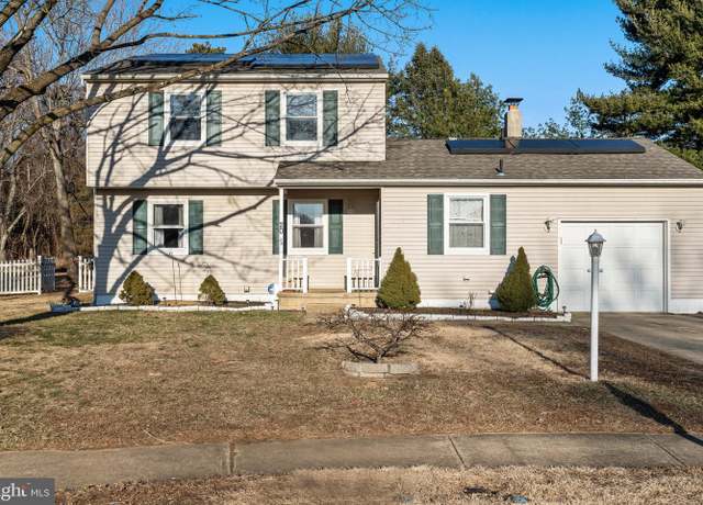 Property at 20 Spring Hollow Dr, Sicklerville, NJ 08081, 4 beds, 1.5 baths