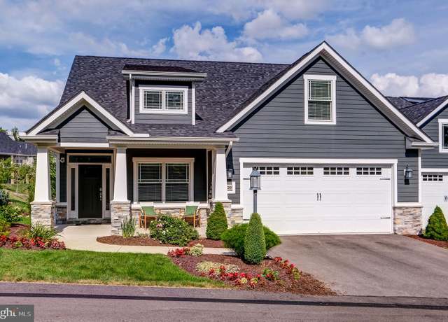 Property at 104 Eagle Dr, Broomall, PA 19008, 3 beds, 2.5 baths