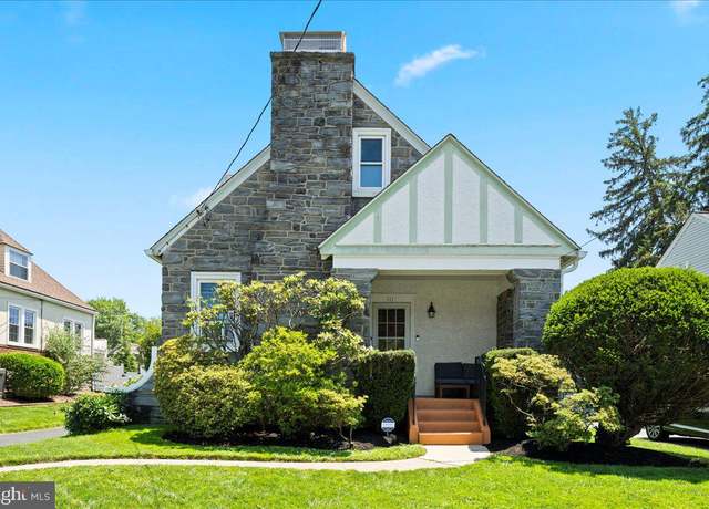Property at 111 W Hillcrest Ave, Havertown, PA 19083, 3 beds, 2 baths