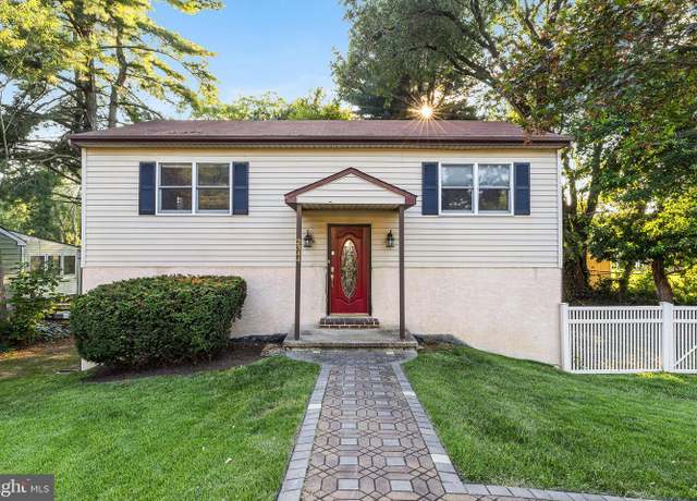 Property at 2344 Wiltshire Dr, Upper Chichester, PA 19061, 3 beds, 2 baths