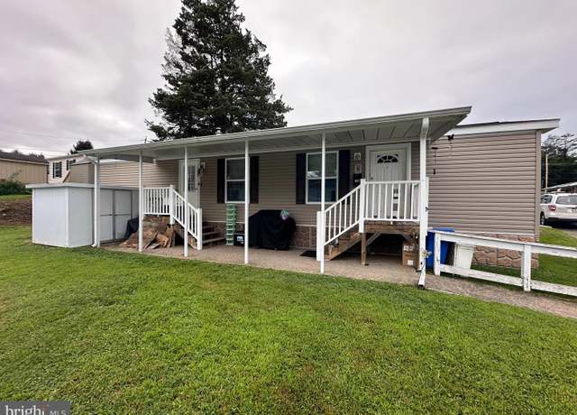 Property at 169 Fourth Ave, Media, PA 19063, 2 beds, 1 bath