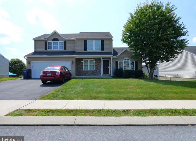 Property at 106 Gable Dr, Myerstown, PA 17067, 3 beds, 2.5 baths
