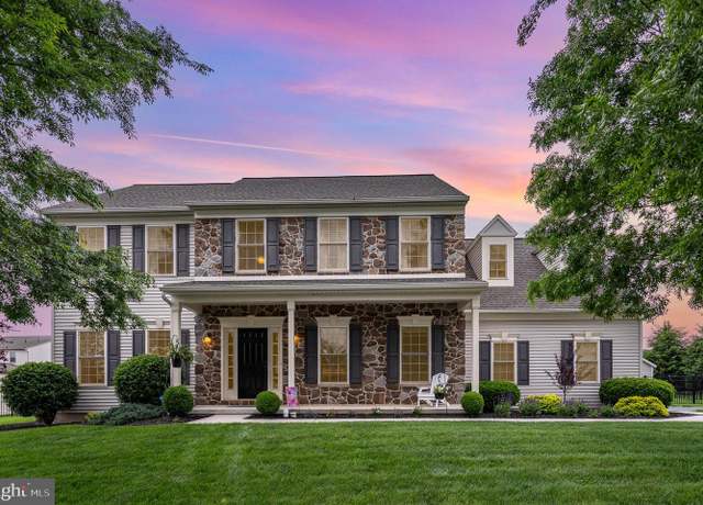 Property at 141 Cobblestone Dr, Lebanon, PA 17042, 4 beds, 2.5 baths