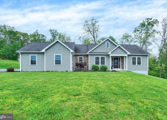 Property at 1038 Keller Rd, York, PA 17406, 3 beds, 2 baths
