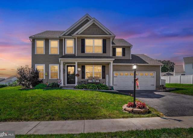 Property at 50 Callie Dr, York, PA 17404, 4 beds, 3.5 baths