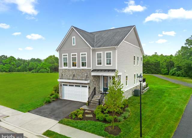 Property at 41889 Kent Farm Dr, Aldie, VA 20105, 4 beds, 4.5 baths