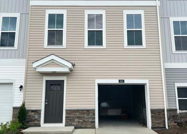 Property at 424 Honeyberry Ln, Fredericksburg, VA 22405, 4 beds, 3 baths