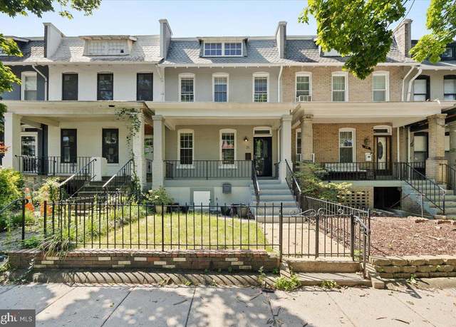 Property at 31 Franklin St NE, Washington, DC 20002, 3 beds, 2.5 baths