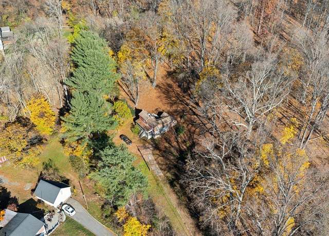 Property at 10924 Hollow Rd, Cockeysville, MD 21030, 2 beds, 2 baths