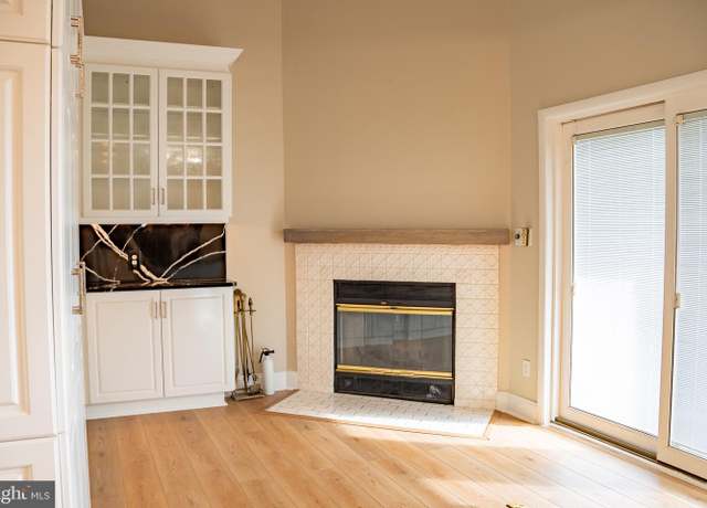 Property at 6907 Jones View Dr Unit 3A, Baltimore, MD 21209, 3 beds, 2.5 baths