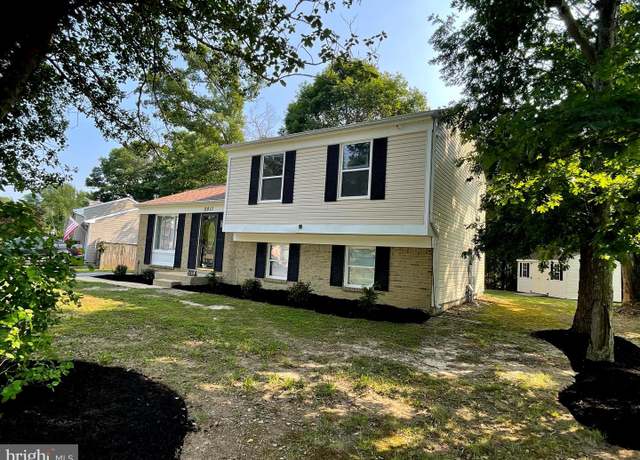 Property at 2011 English Oak Ct, Waldorf, MD 20601, 4 beds, 3 baths