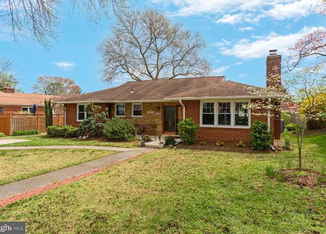 Property at 9207 Summit Rd, Silver Spring, MD 20910, 3 beds, 3 baths