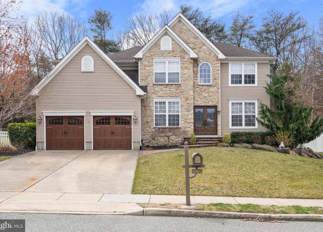 Property at 49 Cranberry Ln, Delran, NJ 08075, 5 beds, 3.5 baths